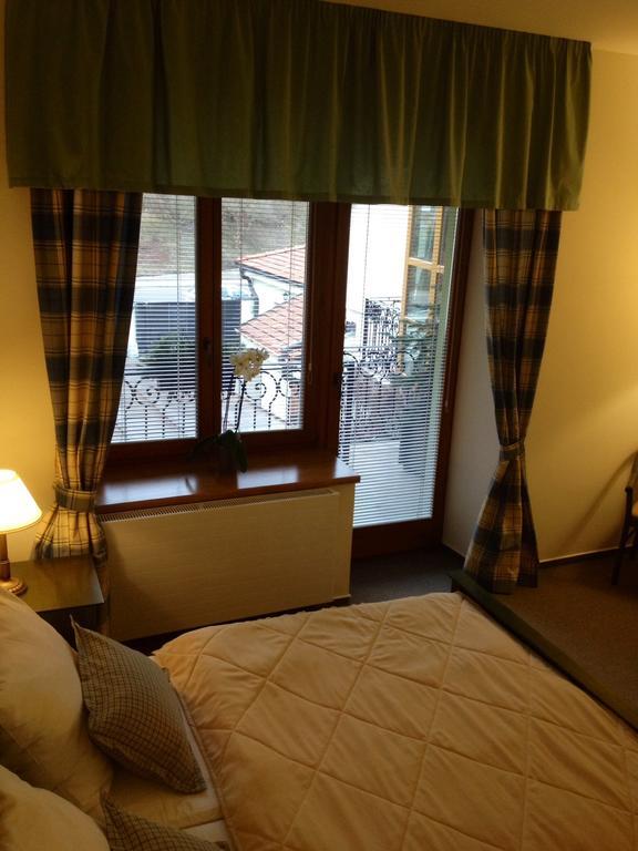 Hotel Pod Zamkem Velké Mezirici Quarto foto